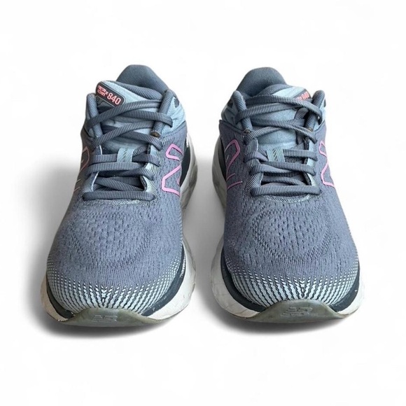 New Balance Blue and Pink Women's Sneakers - Picture 4 of 11